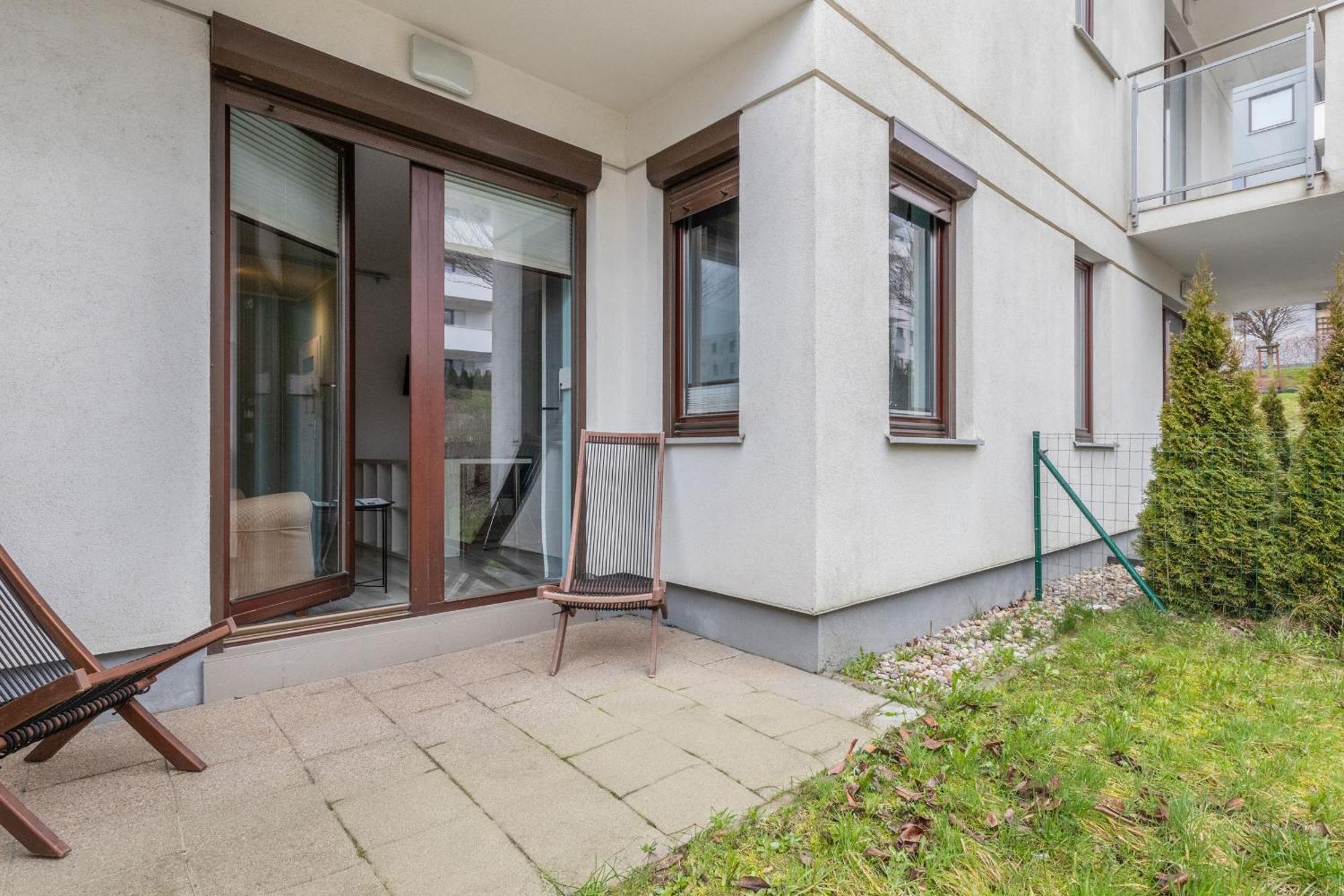 Pastel Lawendowe Wzgorze Studio With Balcony And Parking By Noclegi Renters Гданск Екстериор снимка